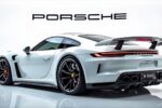 Porsche Carrera GT – The V10 Legend That Defined an Era of Raw Supercar Performance!